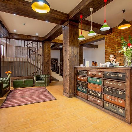Olive Hotel Бішкек Екстер'єр фото