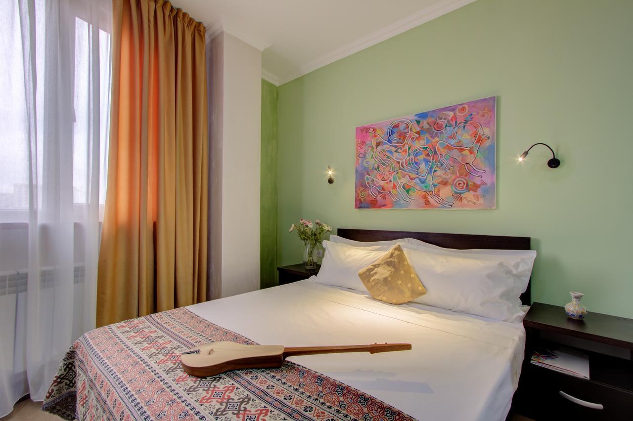 Olive Hotel Бішкек Екстер'єр фото
